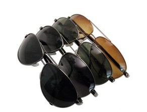 经典款男士太阳镜 休闲百搭，厂家直销，尽显品质与性价比